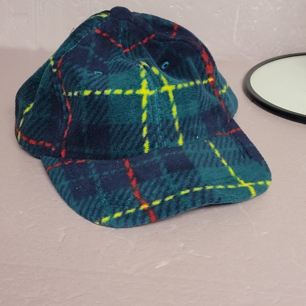 LONDON FOG OS Blue, Green, Yellow & Red Plaid Hat